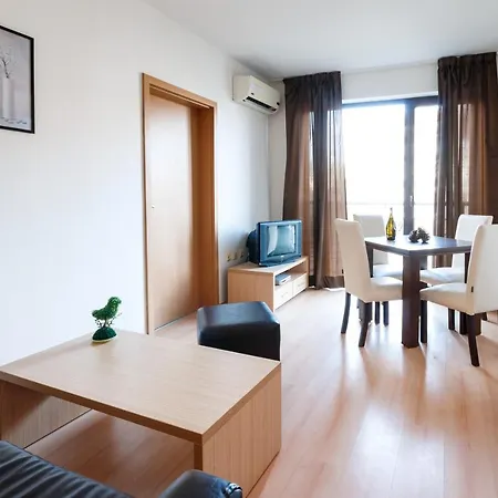 Charming 1 Bedroom For 2 People Apartmán