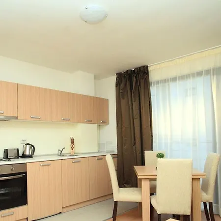 Charming 1 Bedroom For 2 People דירה סאני ביץ'